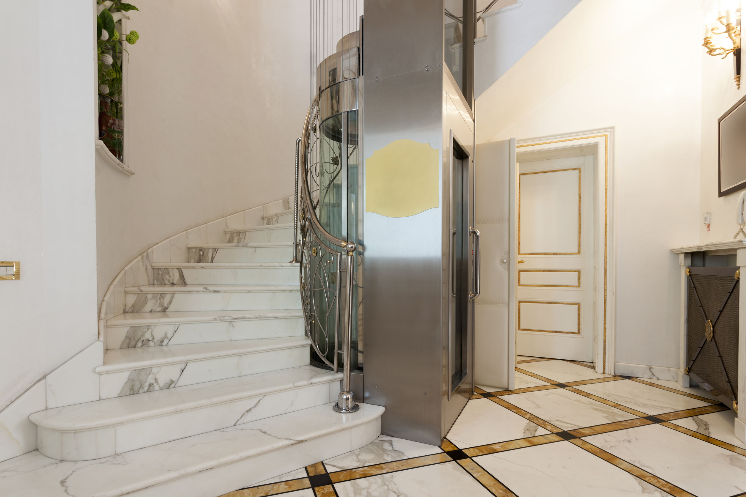 You are currently viewing Installation d’ascenseur : que faut-il prévoir ensuite ?