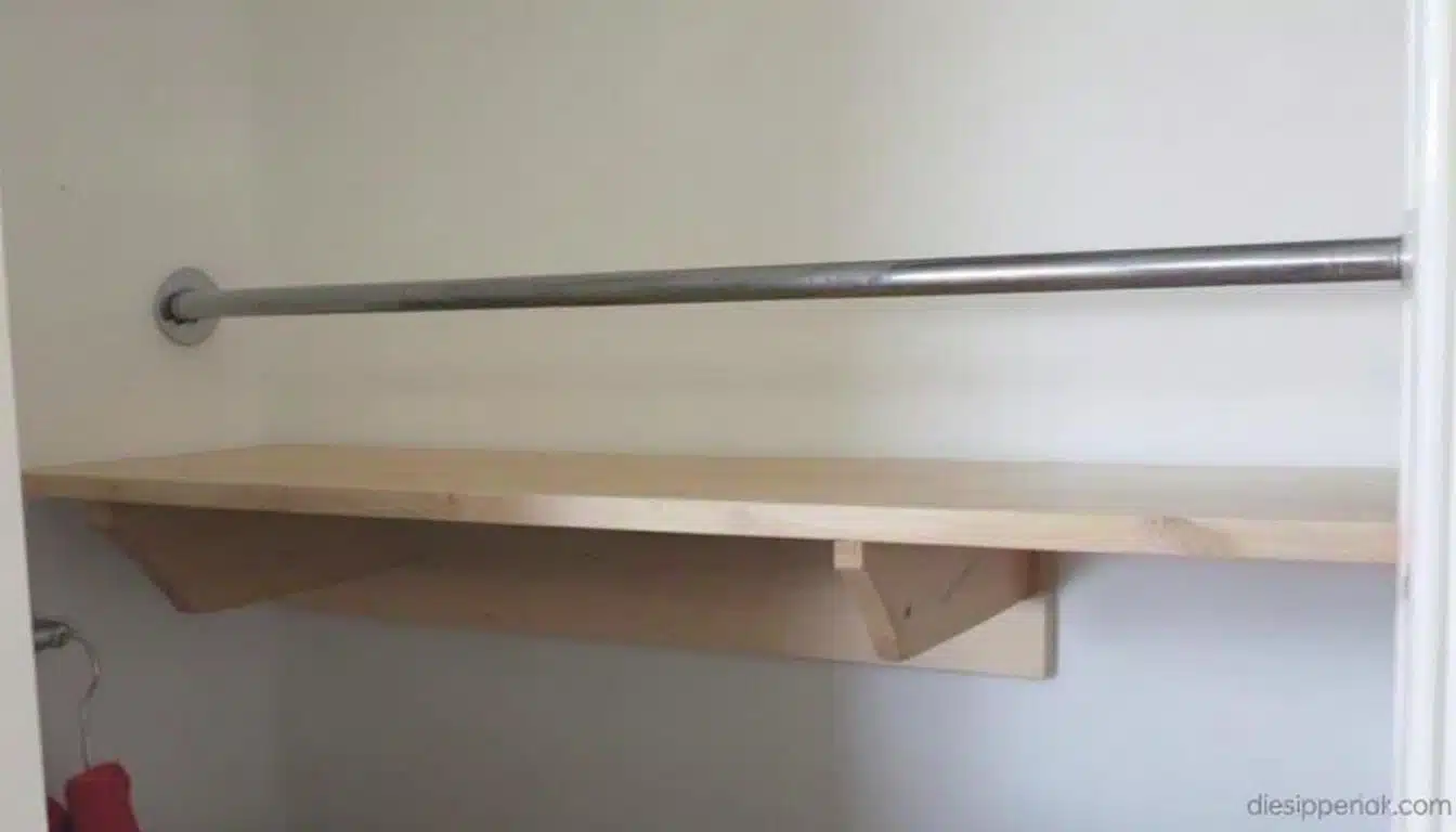 découvrez les éléments de placard obsolètes à éviter, selon les designers d'intérieur. optimisez votre espace avec des conseils experts pour un aménagement moderne et élégant qui reflète les dernières tendances en matière de design.