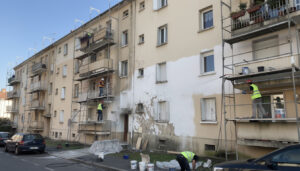 découvrez notre guide complet pour réussir votre ravalement de façade à pontault-combault. conseils pratiques, étapes clés et astuces pour embellir et protéger votre maison.